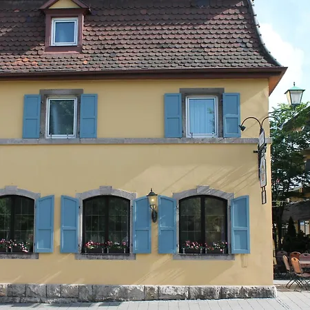 Πανσιόν Zur Linde